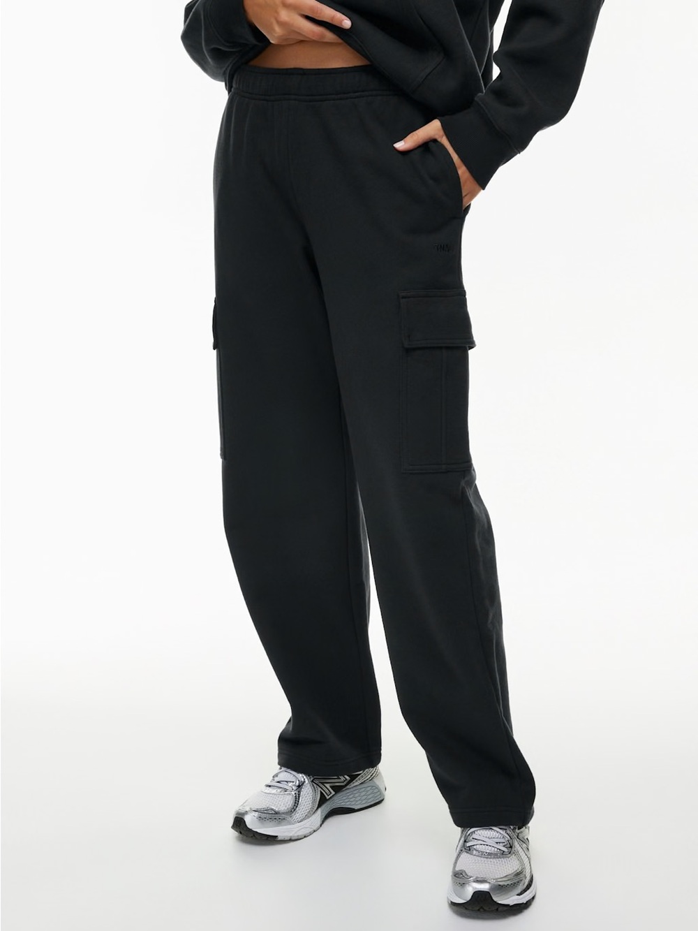 Aritzia Tna Terry Fleece Mega Cargo Sweatpant Black Size 2XS